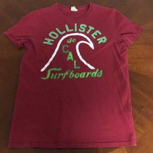 Hollister Graphic Tee